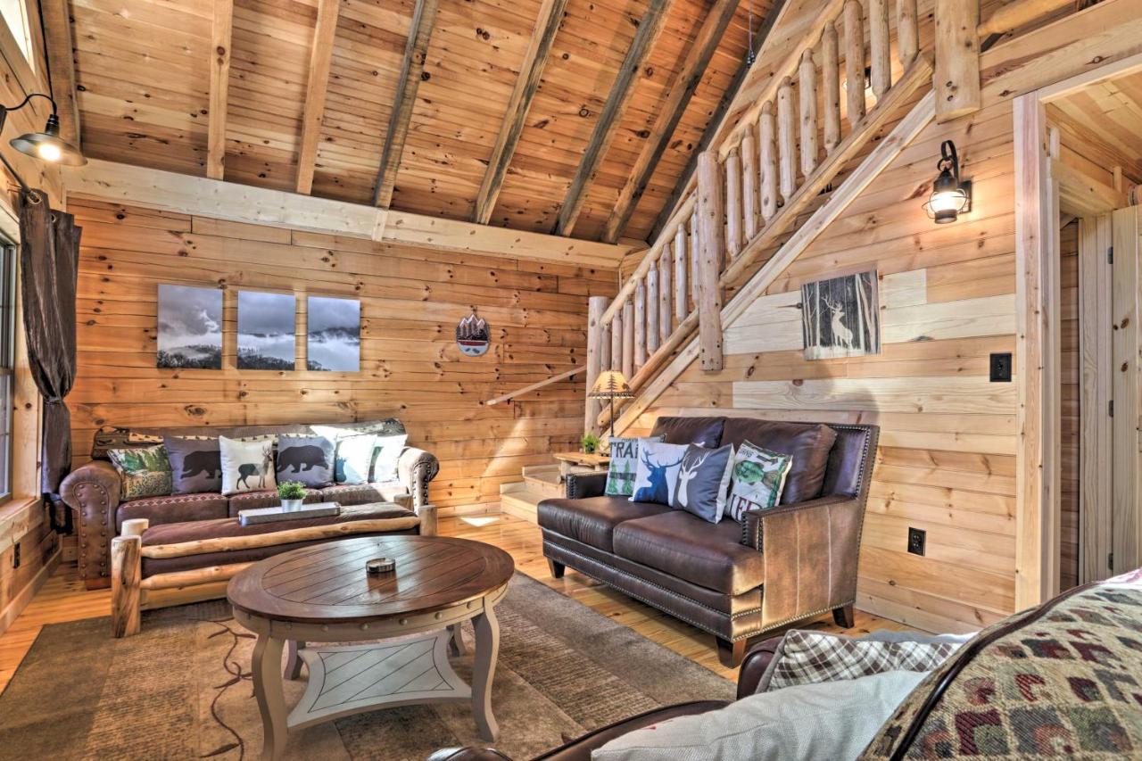 Gatlinburg Cabin With Loft And Game Room 1 Mi To Town Εξωτερικό φωτογραφία